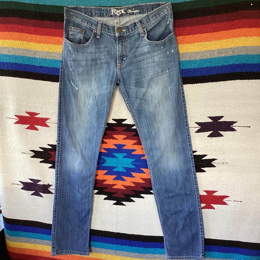 Wrangler 47 Rock boyfriend Fit Women’s jeans 28 x 33